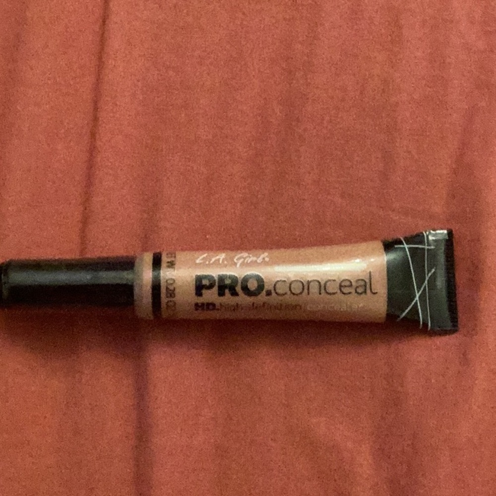 L.A. Girl Pro Conceal high definition concealer